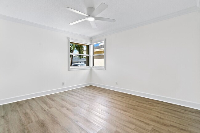 Building Photo - 4545 Brandywine Dr