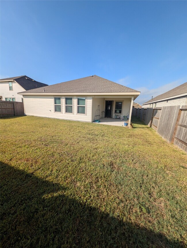 Building Photo - 9918 Highland Harvest Dr