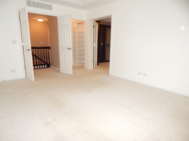 Building Photo - 5612 Wildspring Dr