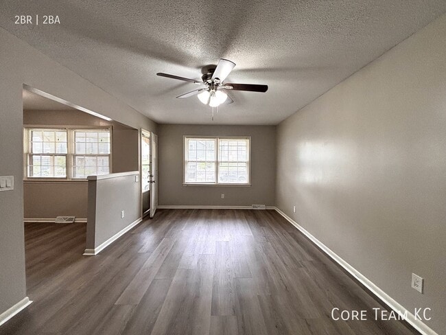 Building Photo - 4723 Mercier St