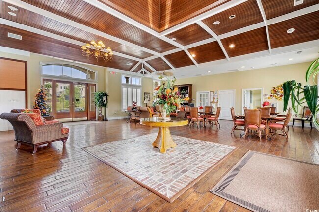 Building Photo - 2180 Waterview Dr