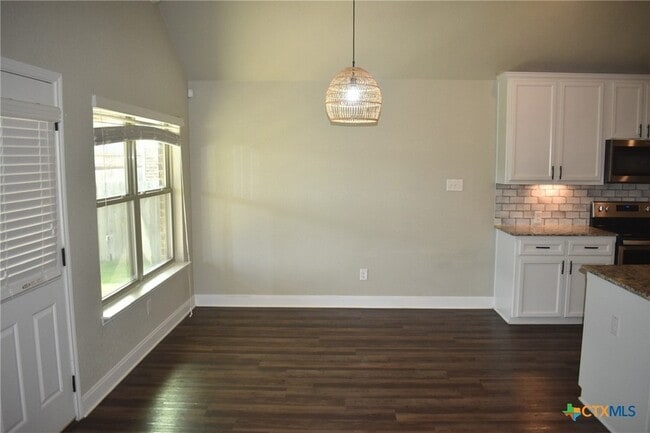 Building Photo - 2602 Paisley Dr