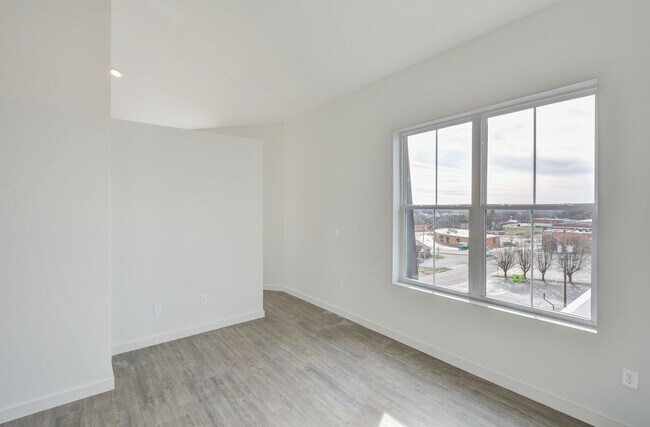 Building Photo - Our Only Penthouse available