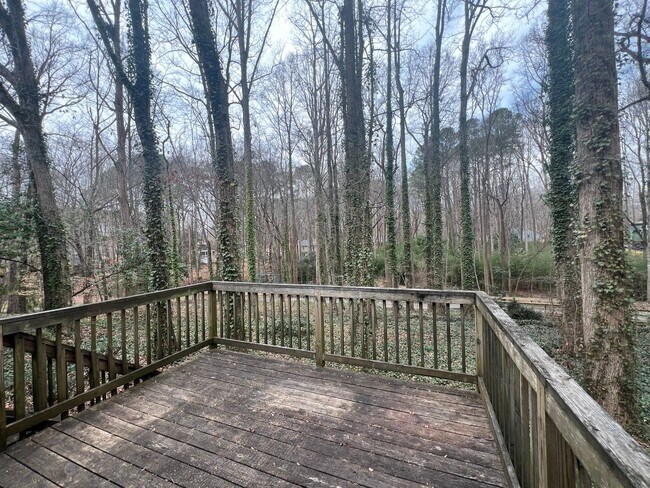 Building Photo - 1201 Linton Ct