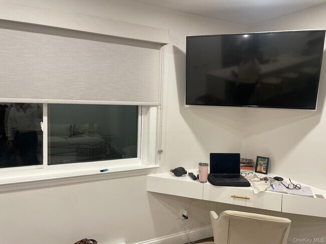 Building Photo - 1 Anchorage Way