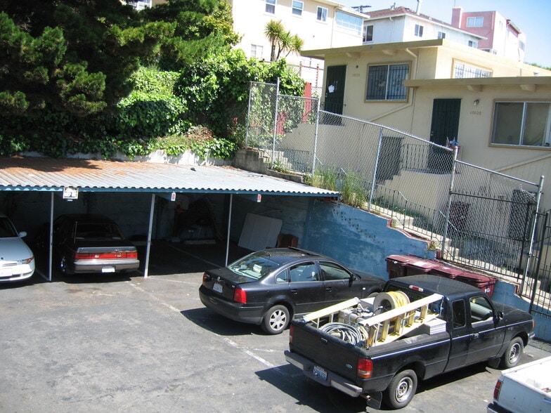 Primary Photo - 10010 MacArthur Boulevard