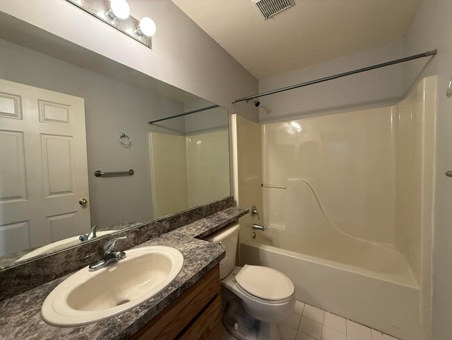 Building Photo - 1788 Wexford Dr