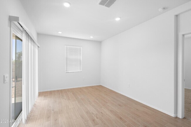 Building Photo - 18351 W Hackamore Dr