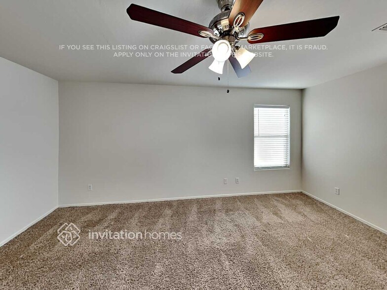 Building Photo - 113 W Saddle Way
