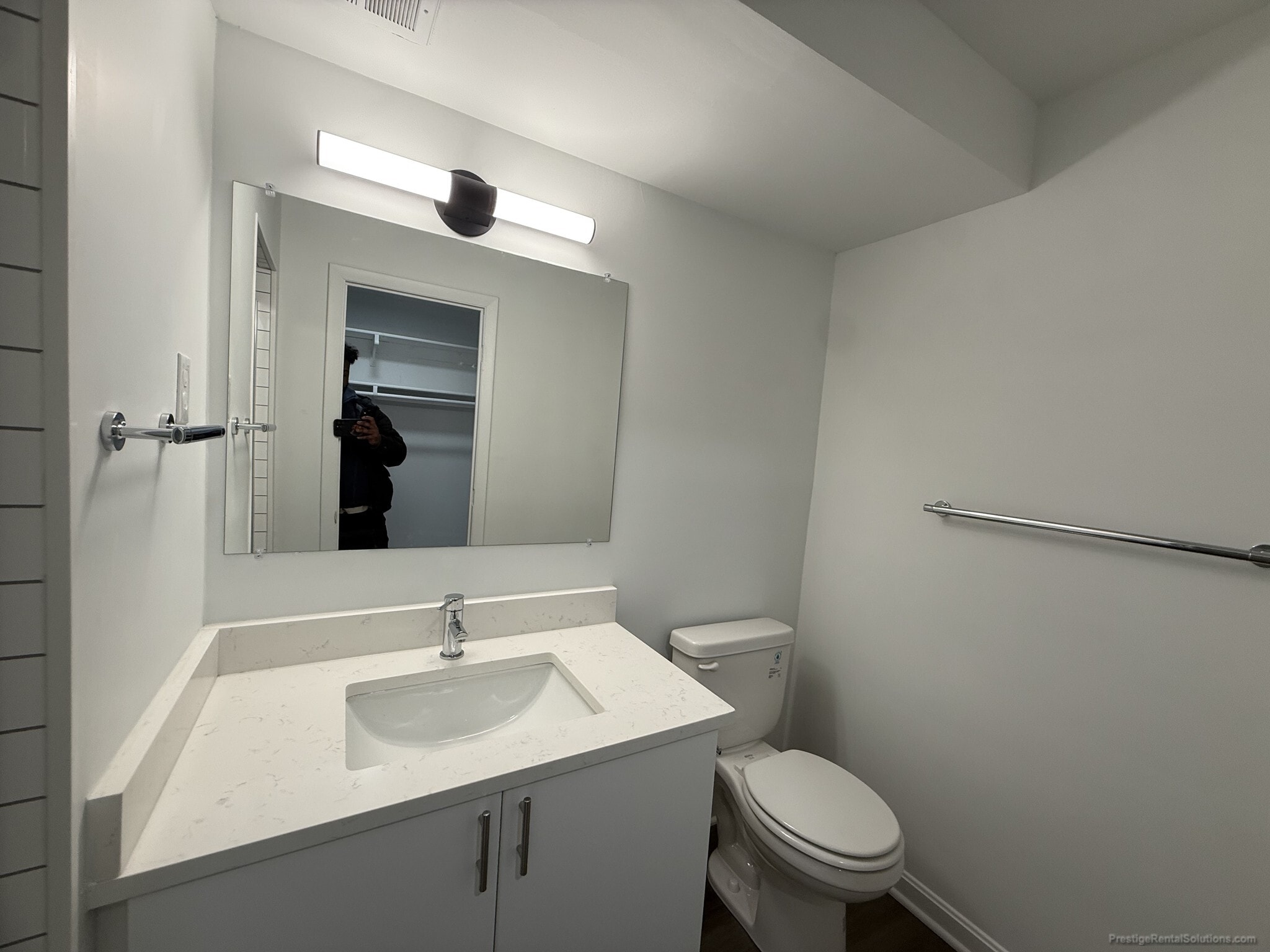 Building Photo - 21 Hill Rd