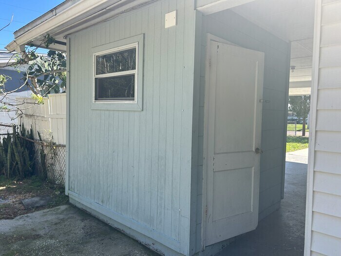 Building Photo - 3605 W Leila Ave