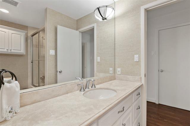 Building Photo - 13342 Peyton Dr