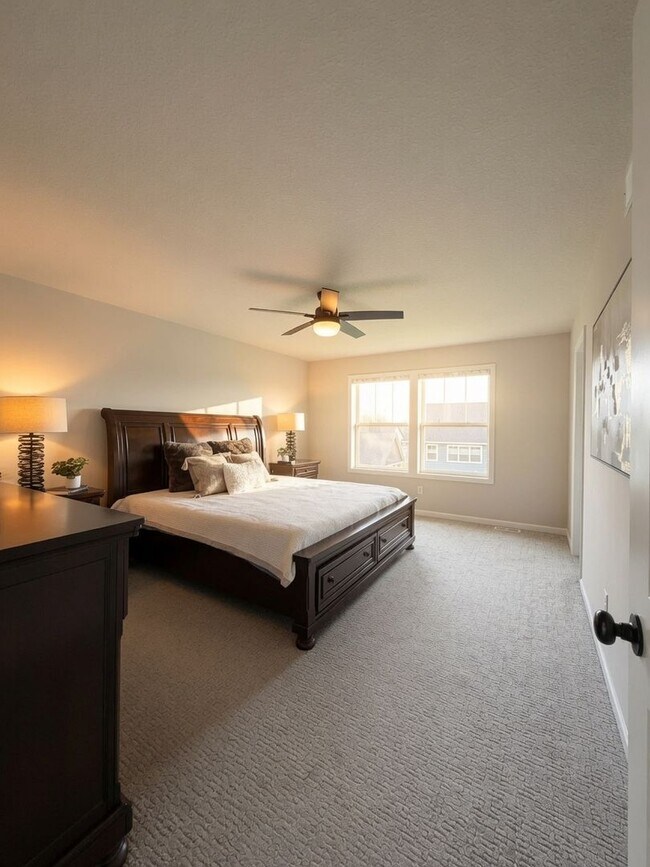 Building Photo - Gorgeous 3bed 3bath Home, Nestled in The Desirable Harvest West Neighborhood of Chaska