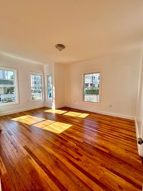 Building Photo - 206 Harvard St