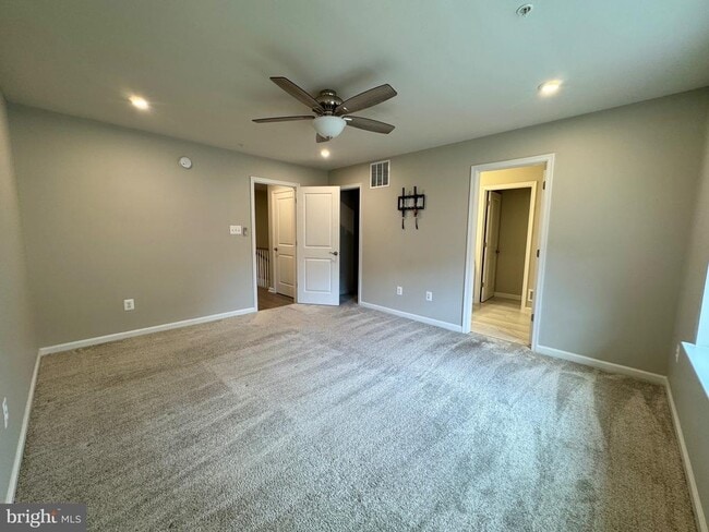Building Photo - 23324 Sugar Pine Ln