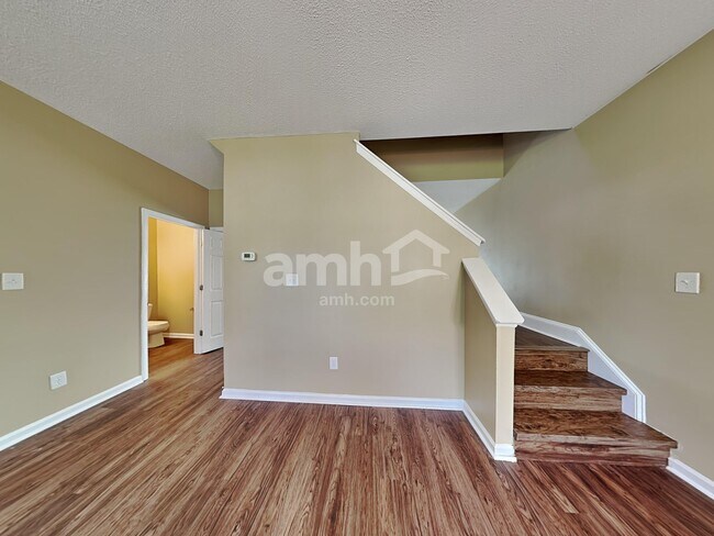 Building Photo - 630 Prickly Pear Dr