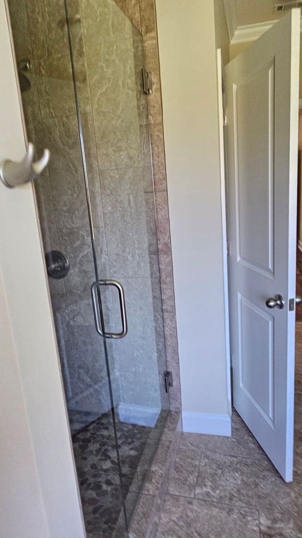 Building Photo - Knights Landing four bedroom home