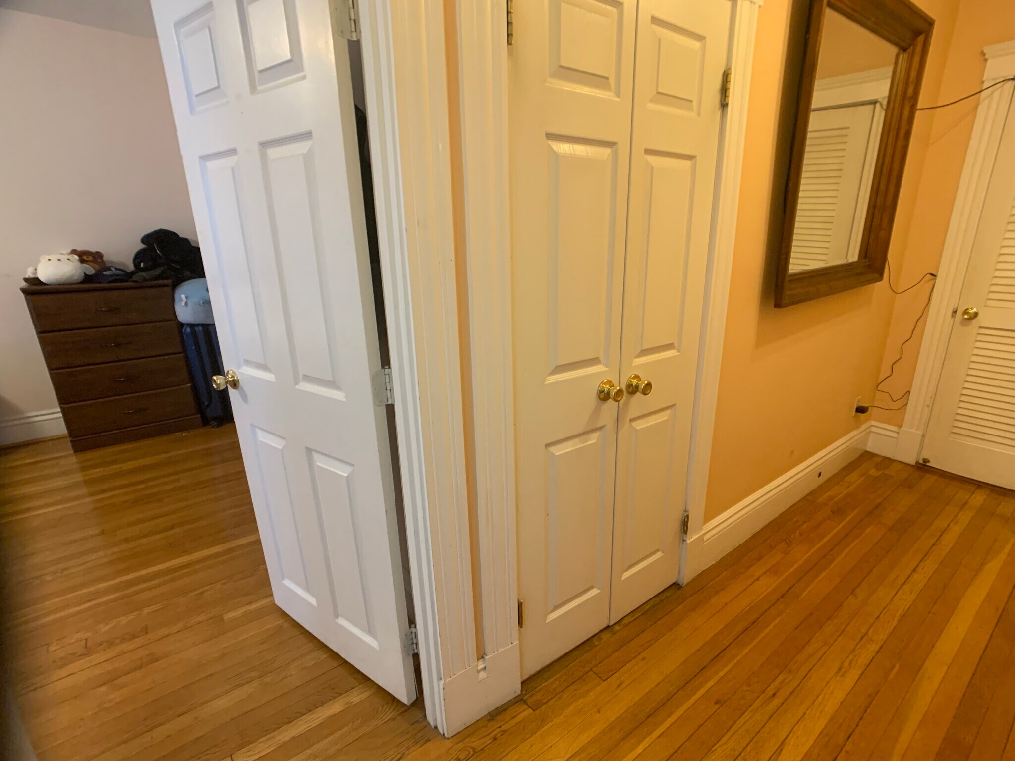 Building Photo - 8 Fairbanks St