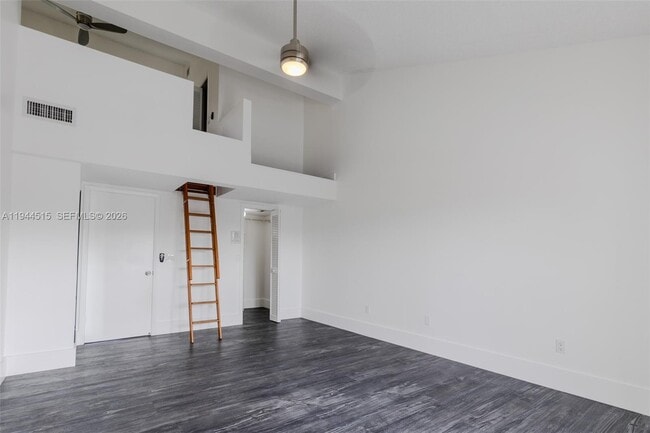 Building Photo - 3920 NE 168th St