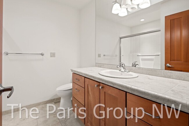 Building Photo - Gorgeous 3,400sf Golf Course Craftsman on Sahalee Country Club’s 7th Green