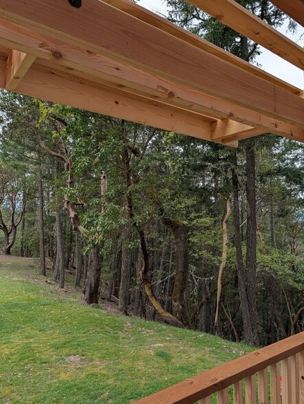 Building Photo - 1382 Sleepy Hollow Loop