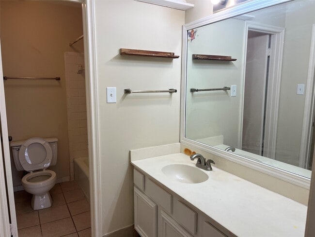 Building Photo - 9502 Triola Ln