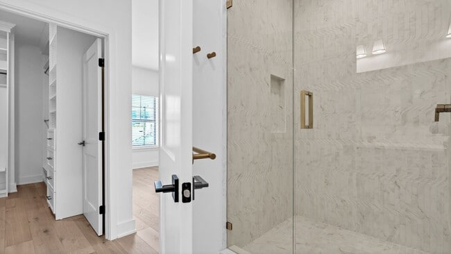 Building Photo - Gorgeous Brand New Custom 4/3.5 Townhomes ...