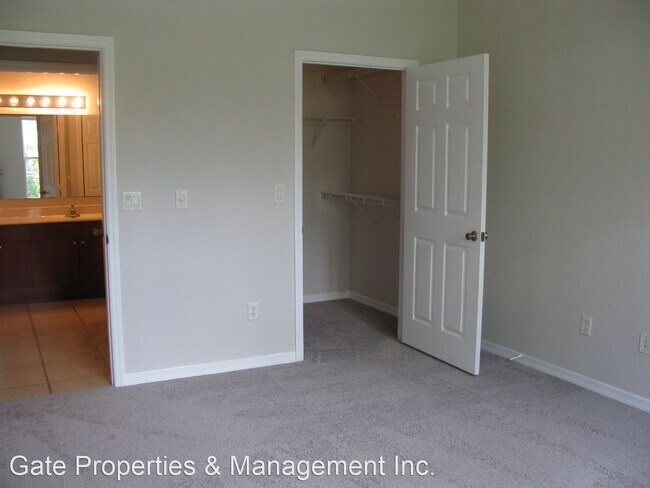 Building Photo - 5225 Wellington Park Cir