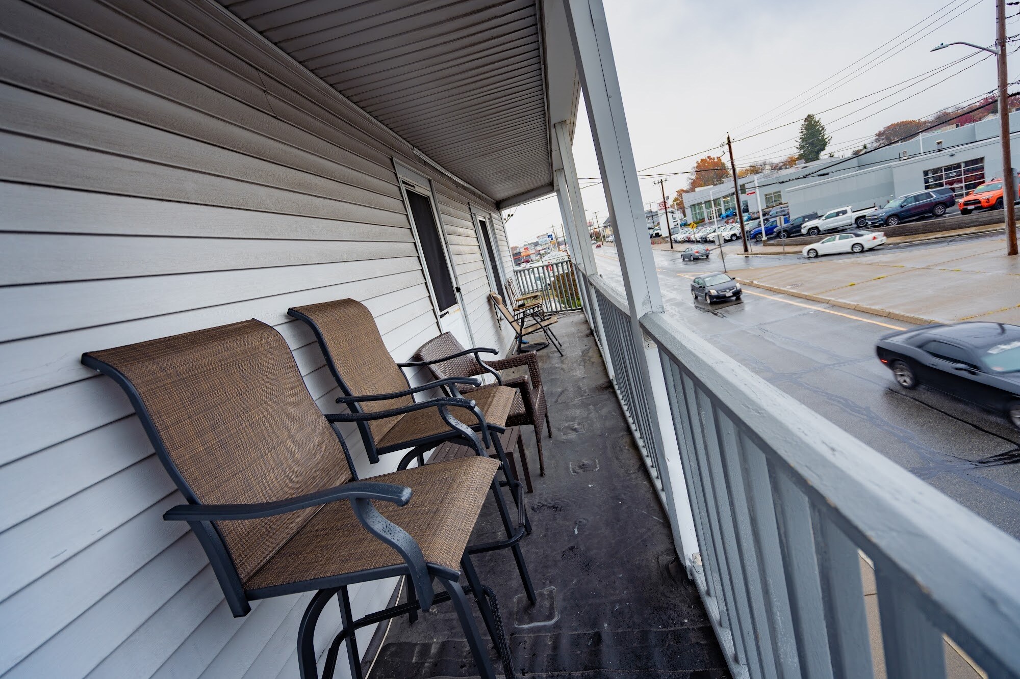 Building Photo - 412 Taunton Ave