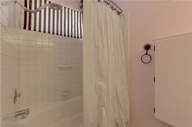 Building Photo - 362 Promontory Dr