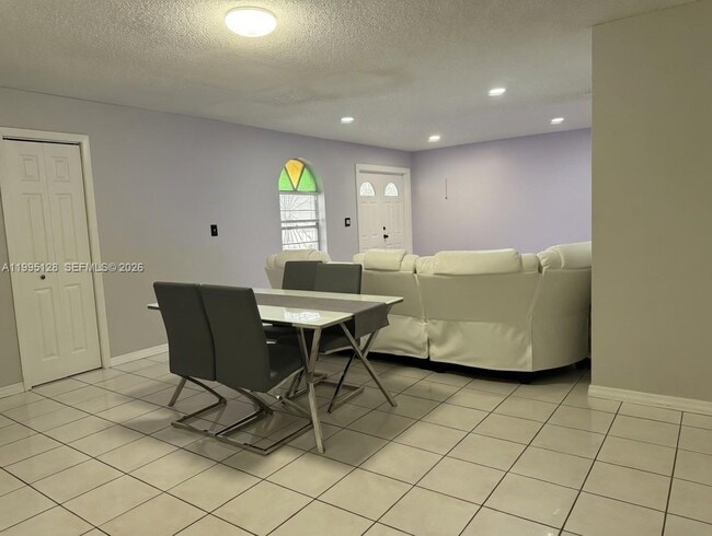 Building Photo - 7440 SW 22nd St