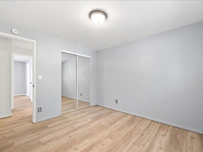 Building Photo - 8307 W Grand Ronde Pl