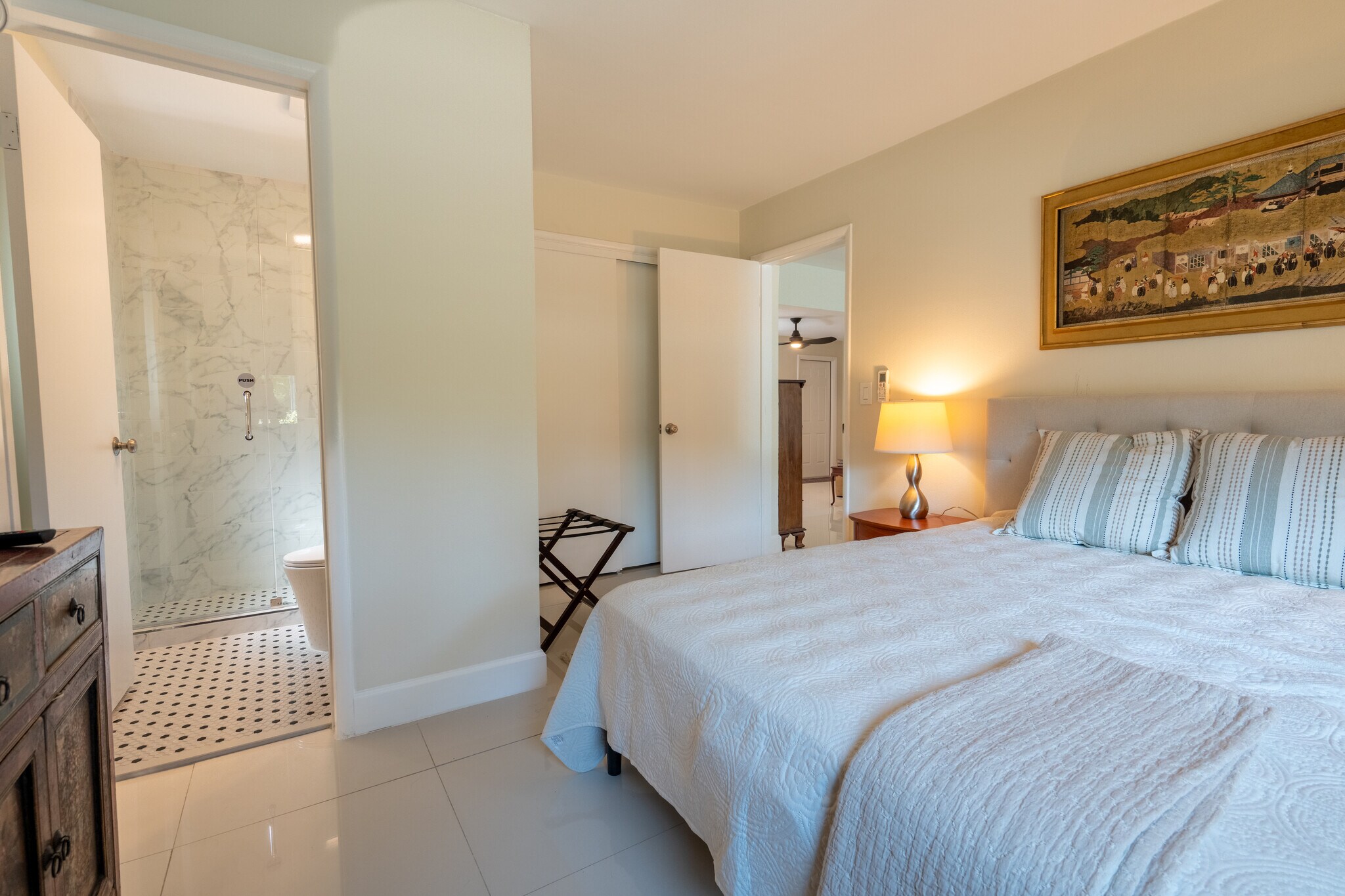 Building Photo - 2121 Parker Ave