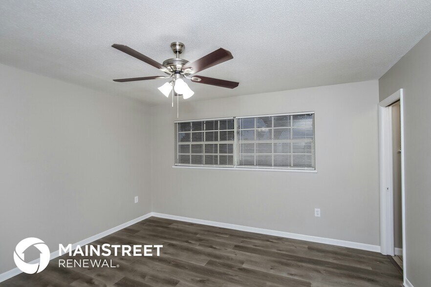 Building Photo - 862 Lance St