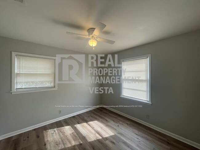 Building Photo - 4273 Hillary Pl