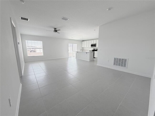 Building Photo - 4745 Katrina Dr