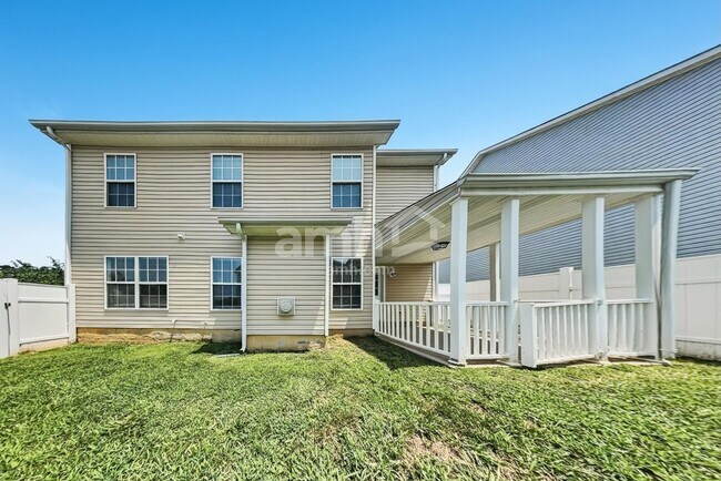 Building Photo - 921 Sundance Dr