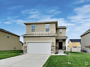 Building Photo - 2430 S Wild Horse Way