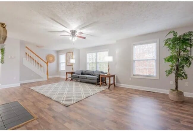 Building Photo - 590 Tall Oak Blvd NW