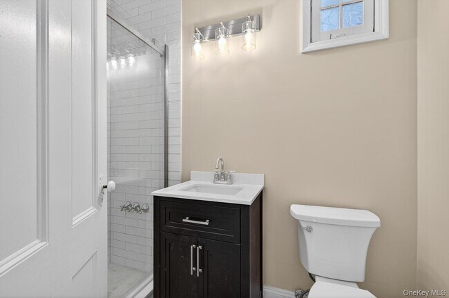 Building Photo - 4 Parkview Ter