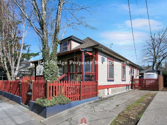 Primary Photo - 5022 NE 23rd Ave