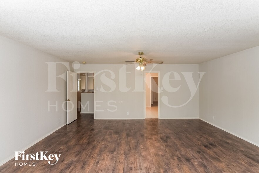 Building Photo - 7711 Braun Bend