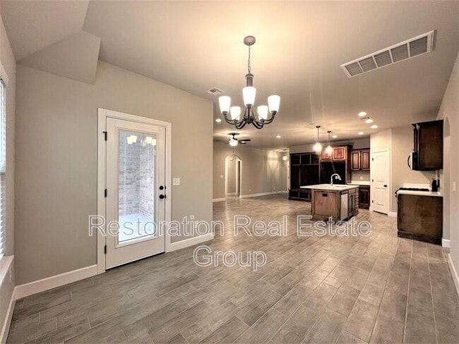 Building Photo - 500 NW 176th St