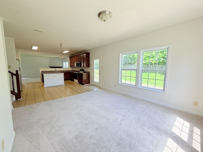 Building Photo - 2946 Heirloom Ln