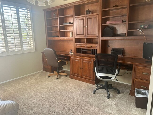 Building Photo - Waterfront Furnished rental in Gated Community of Sun Lakes