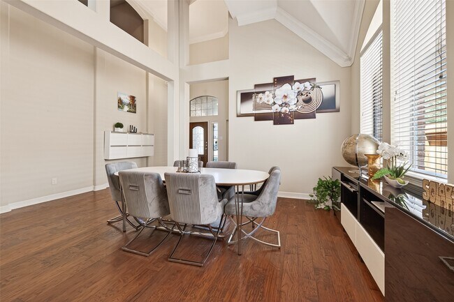 Building Photo - 4311 Red Oak Grove Ct