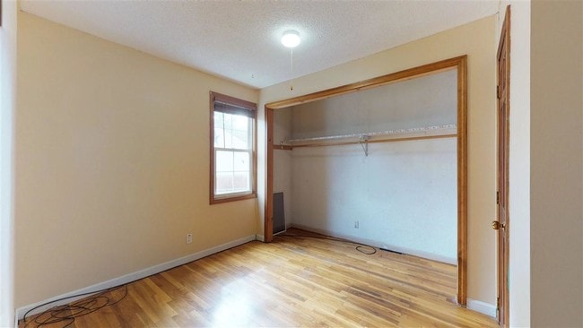 Building Photo - 96 Birch Ct