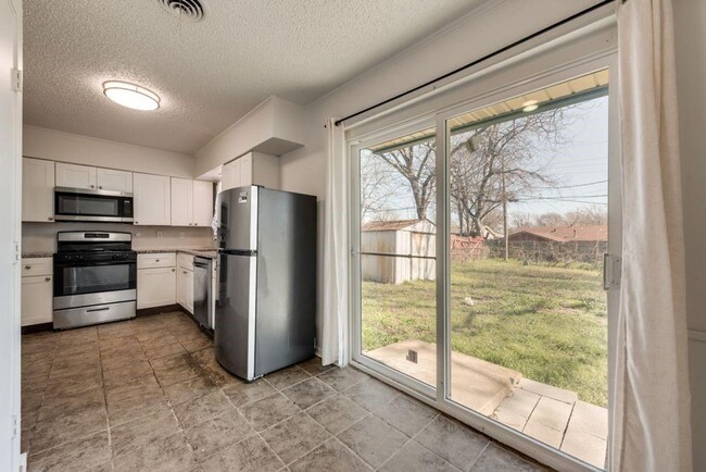 Building Photo - For Lease – Newly Renovated Home in the He...