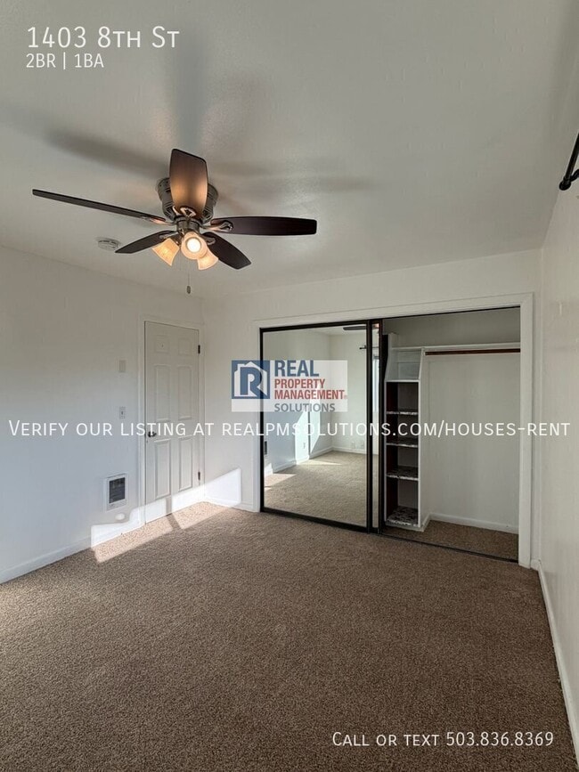 Building Photo - 1403 8th St