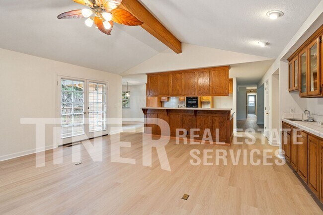 Building Photo - 3921 Rawhide Rd